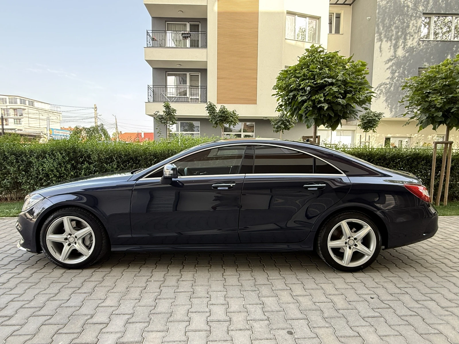 Mercedes-Benz CLS 350 AMG-PAKET-9G-tronic-FACELIFT-3.5CDI-4X4-СЕДАН-TOP, снимка 8 - Автомобили и джипове - 55861518