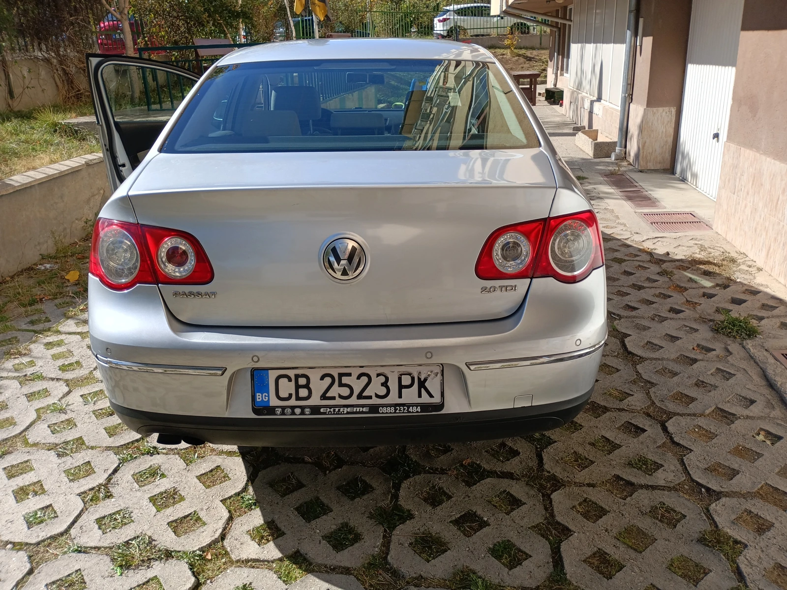 VW Passat, снимка 4 - Автомобили и джипове - 55951502