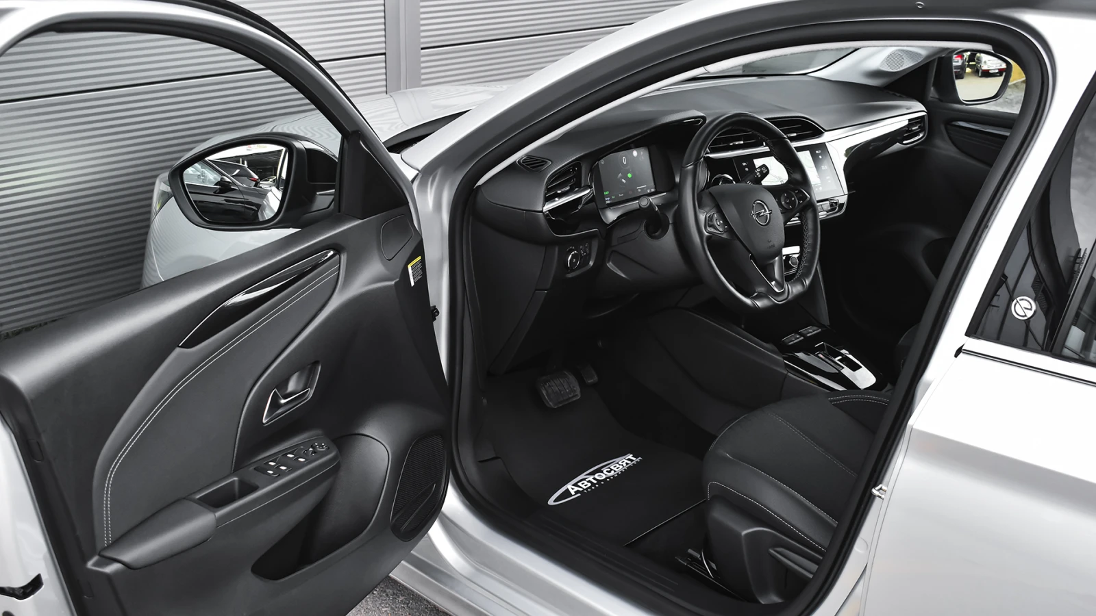 Opel Corsa e-Elegance 50 kWh, снимка 8 - Автомобили и джипове - 56225872