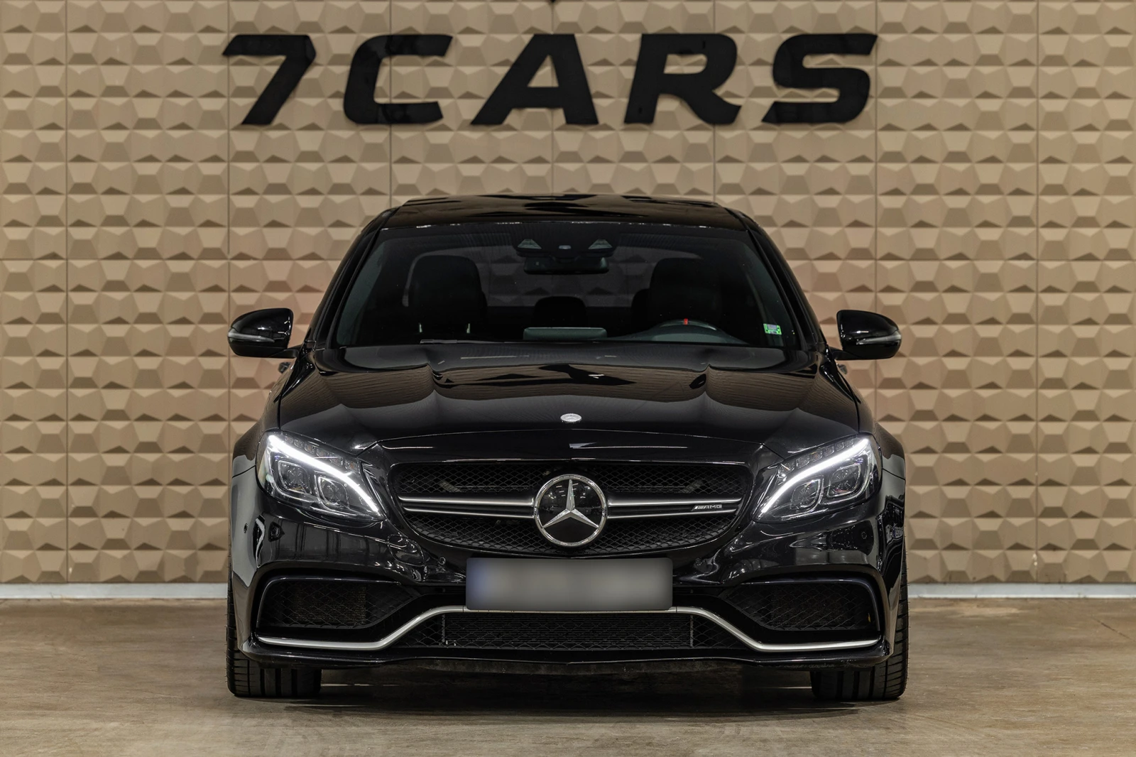 Mercedes-Benz C 63 AMG s| Distronic| Burmaster| Panorama| Гаранция, снимка 2 - Автомобили и джипове - 56257549