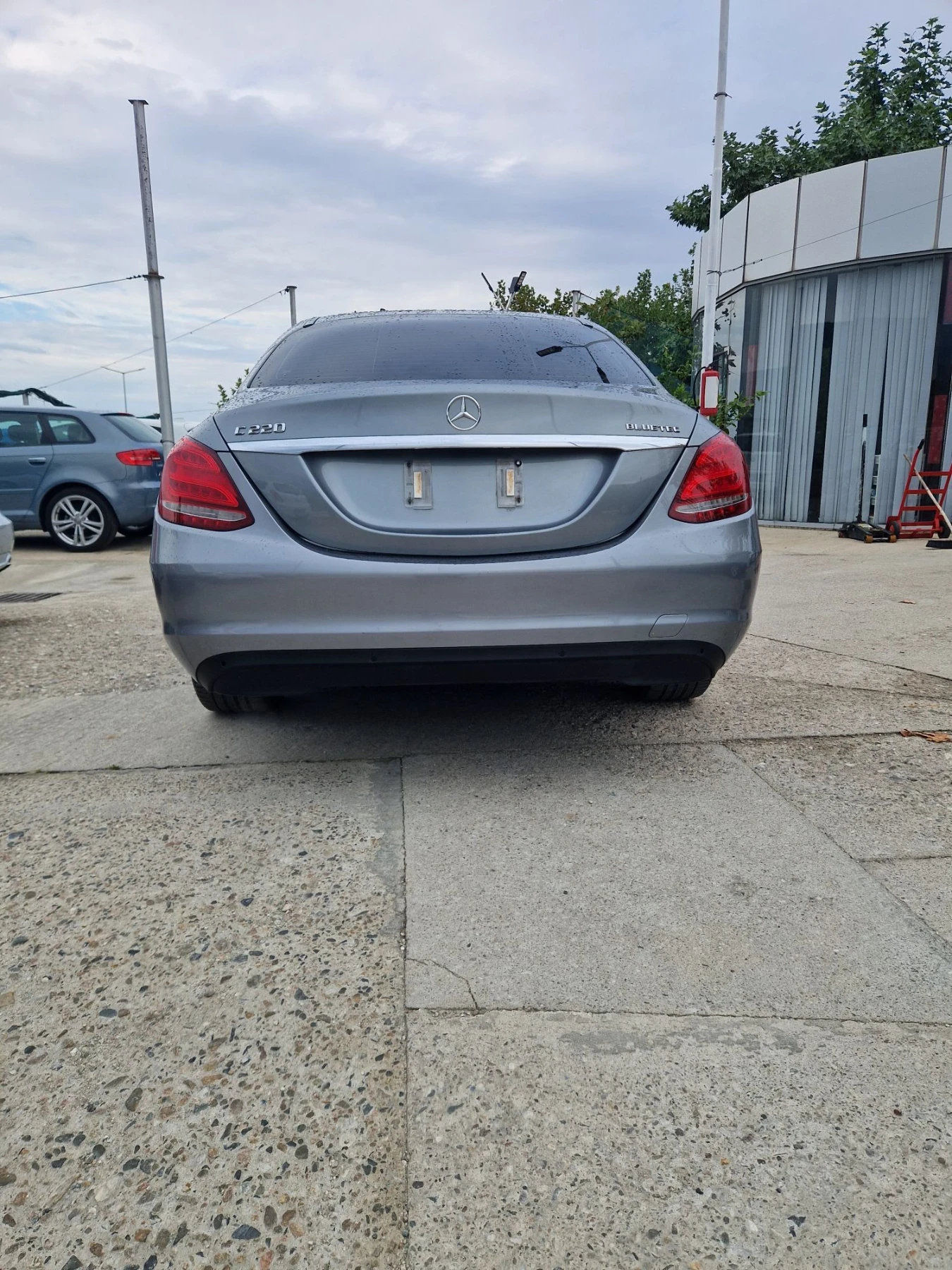 Mercedes-Benz C 220, снимка 4 - Автомобили и джипове - 56297496