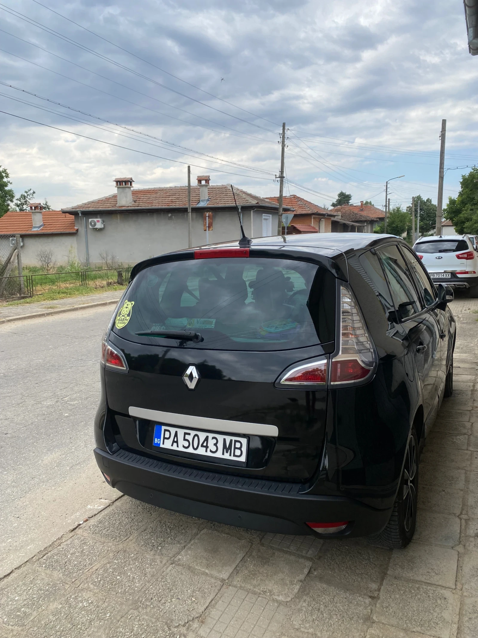 Renault Scenic, снимка 3 - Автомобили и джипове - 56368696