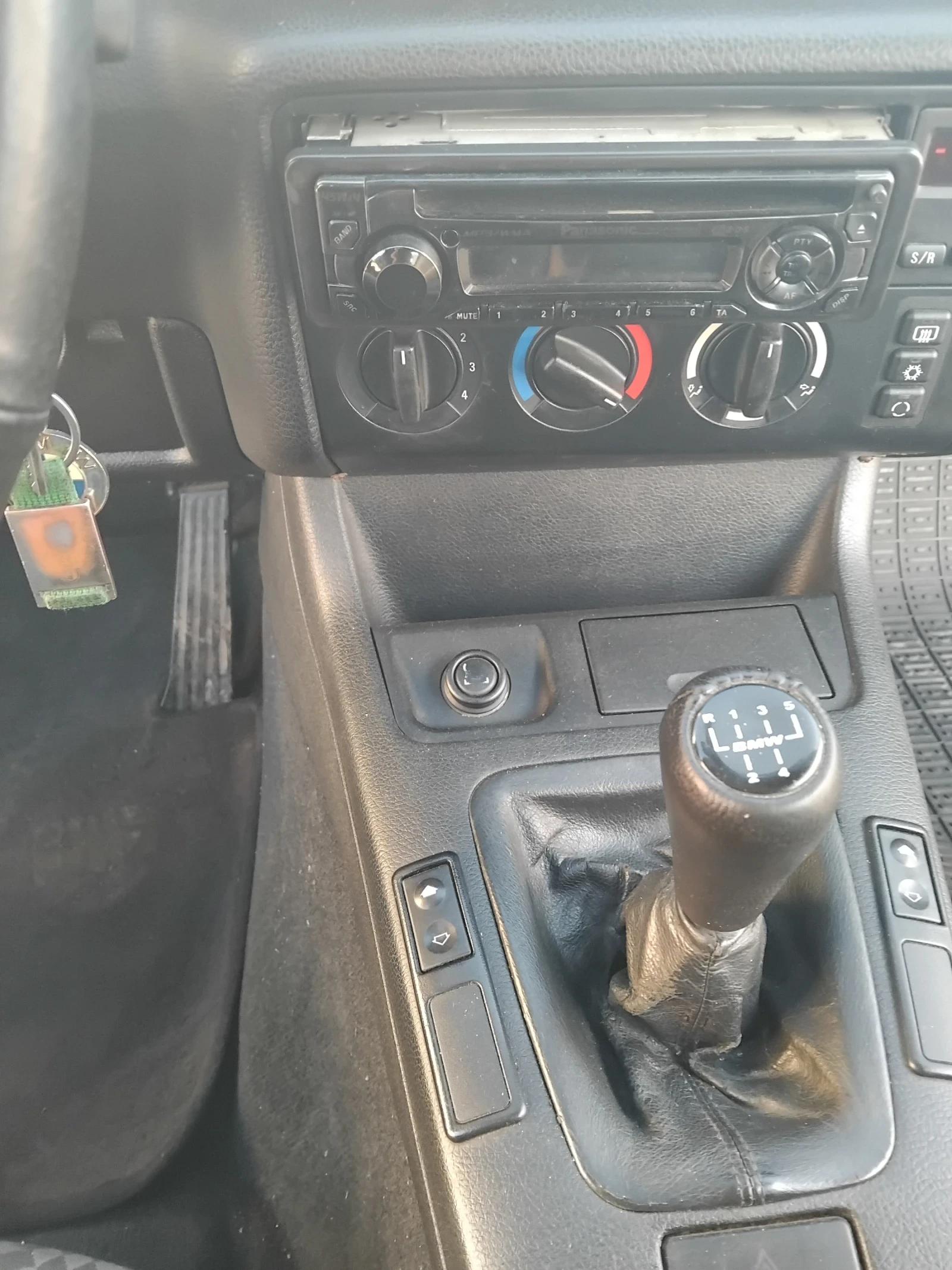 BMW 316 1.9 фейслифт, снимка 15 - Автомобили и джипове - 56380686