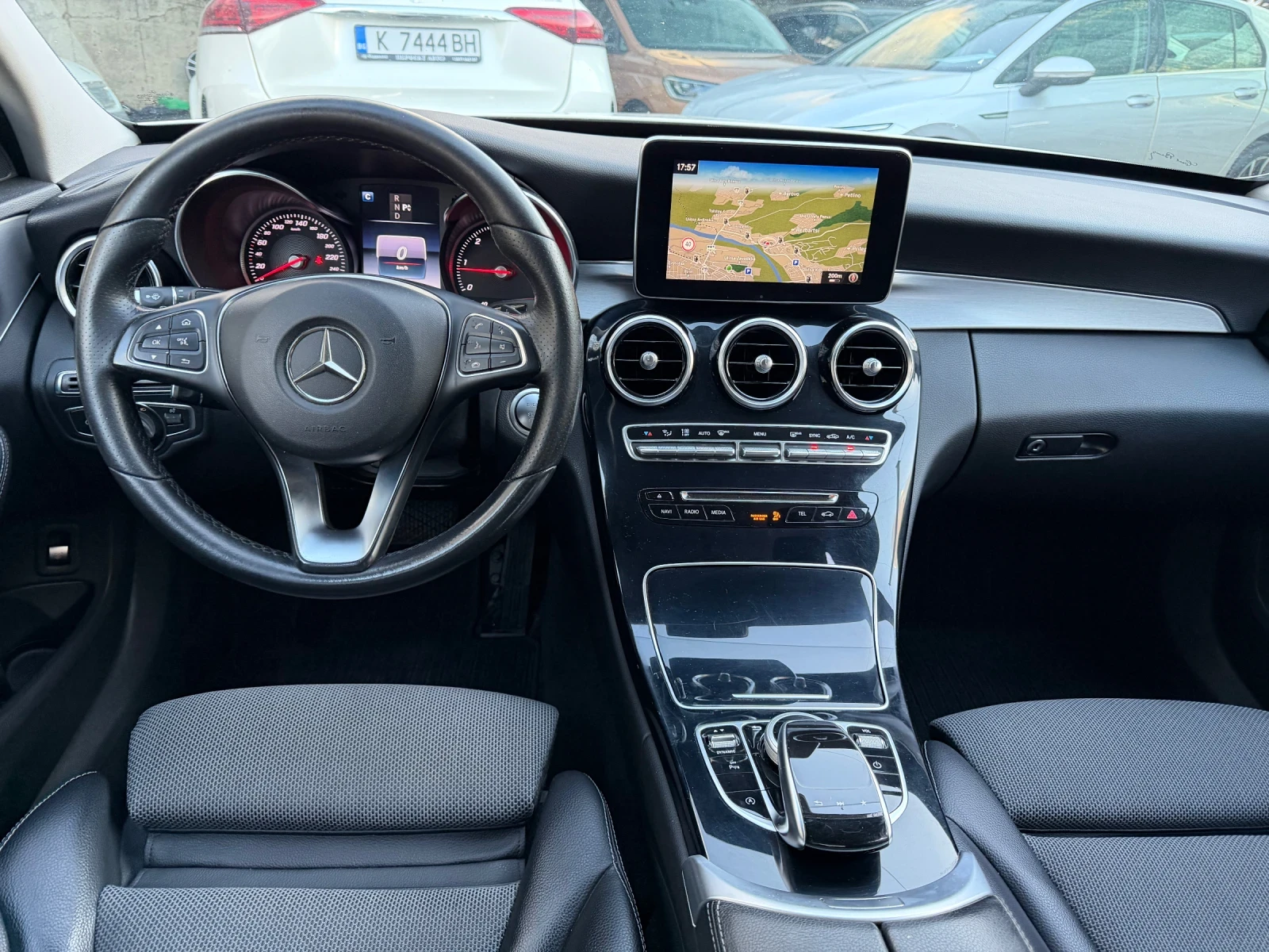 Mercedes-Benz C 220 CDI* AMG* Ambient, снимка 7 - Автомобили и джипове - 56569330