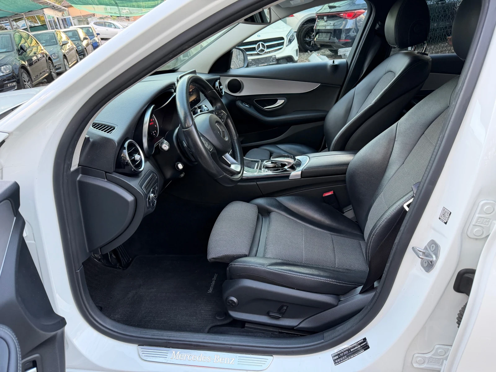 Mercedes-Benz C 220 CDI* AMG* Ambient, снимка 11 - Автомобили и джипове - 56569330