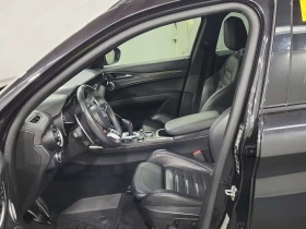 Alfa Romeo Stelvio  | V8 | QUADRIFOGLIO | DISTRONIC | ДВА КЛЮЧА | , снимка 9