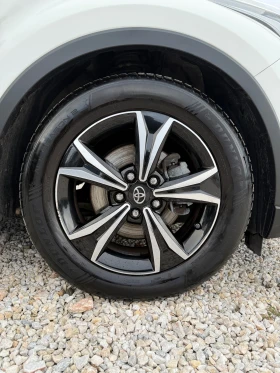 Toyota C-HR 1.8 HYBRID, снимка 17
