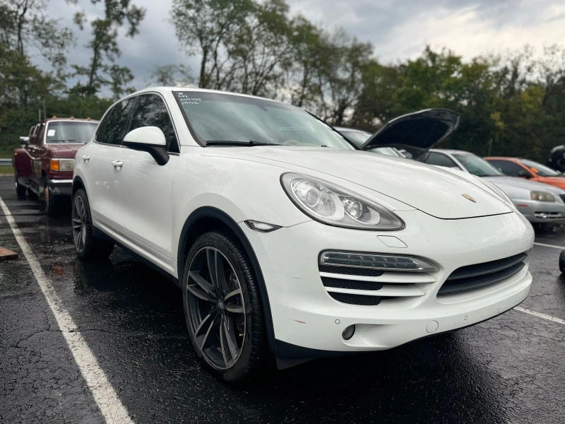 Porsche Cayenne, снимка 1 - Автомобили и джипове - 47355389