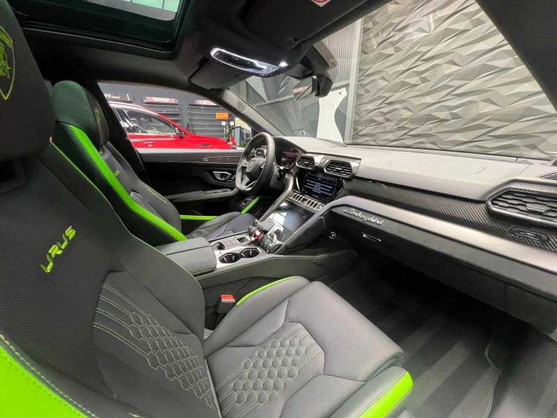 Lamborghini Urus Perfomante * CARBON* , снимка 6 - Автомобили и джипове - 51060458