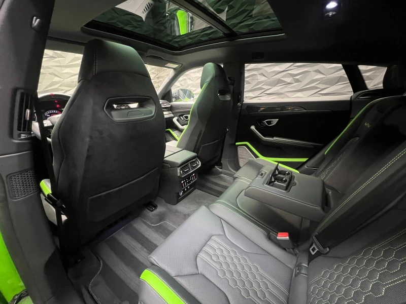 Lamborghini Urus Perfomante * CARBON* , снимка 8 - Автомобили и джипове - 51060458