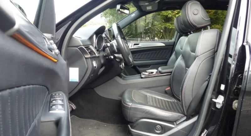Mercedes-Benz GLE 350 Bluetec 4 MATIC AMG Full, снимка 8 - Автомобили и джипове - 52713183