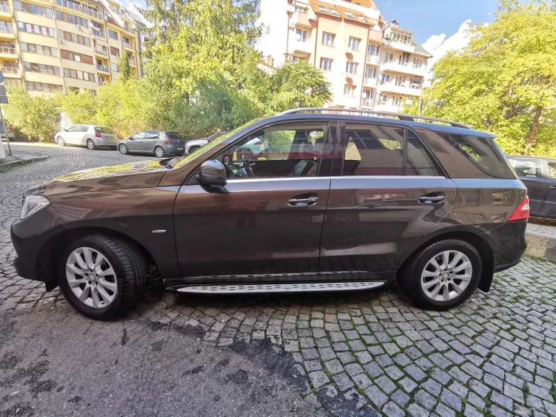 Mercedes-Benz ML 350 4 Matic, снимка 2 - Автомобили и джипове - 53180907