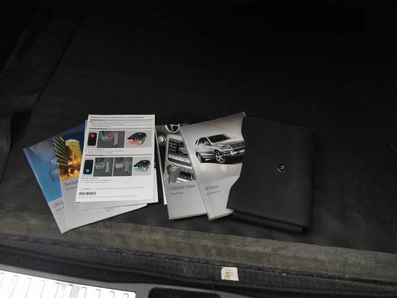 Mercedes-Benz ML 350 4 Matic, снимка 15 - Автомобили и джипове - 53180907