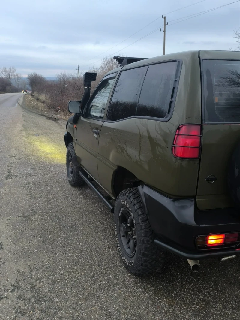 Nissan Terrano, снимка 3 - Автомобили и джипове - 53511617