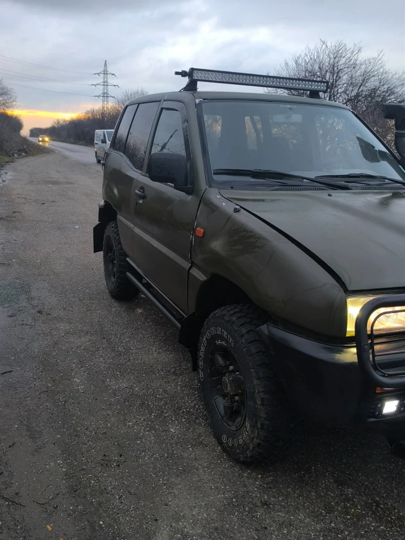 Nissan Terrano, снимка 6 - Автомобили и джипове - 53511617