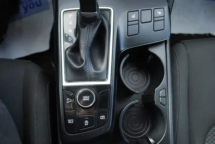 Kia Sportage LX, снимка 13 - Автомобили и джипове - 52551772