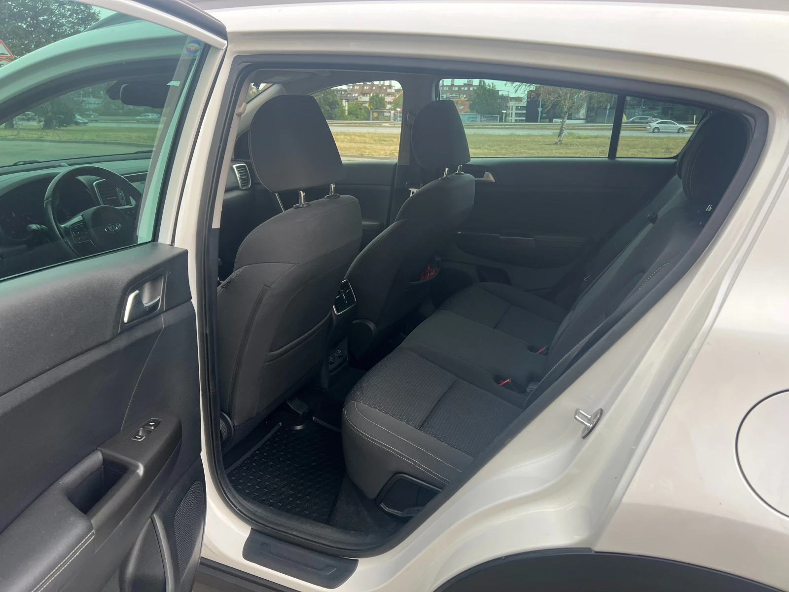 Kia Sportage | Mobile.bg   11