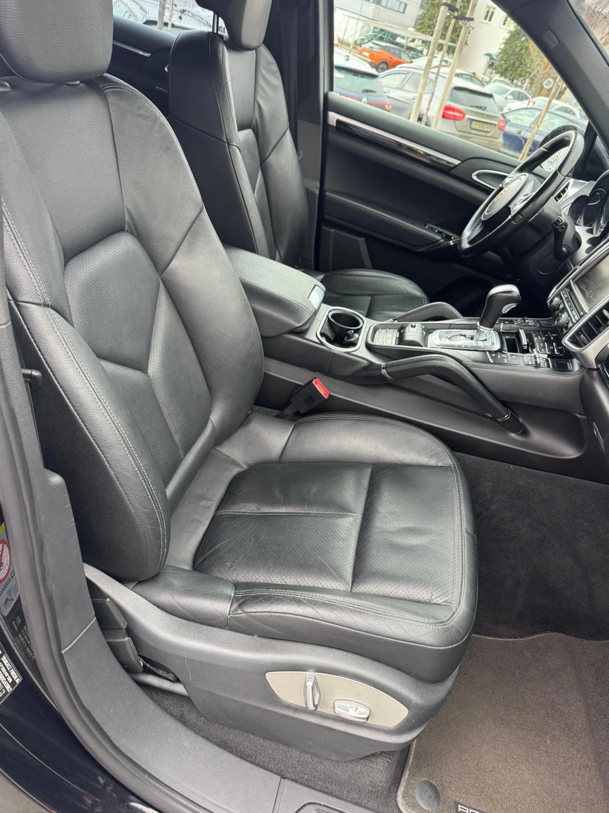 Porsche Cayenne  - изображение 9