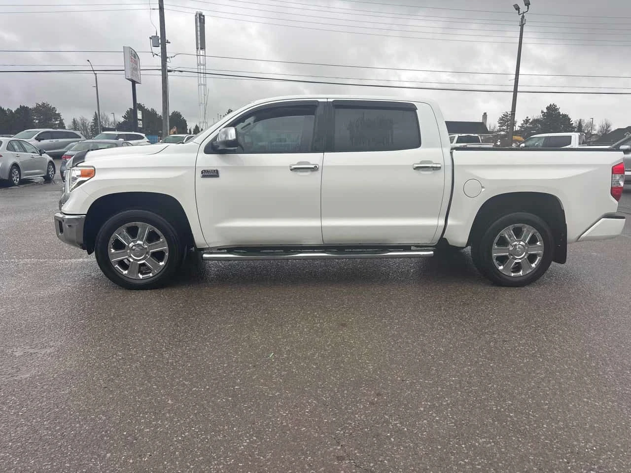 Toyota Tundra * Platinum * 2 КЛЮЧА* ПОДГРЕВ* KEYLESS* , снимка 2 - Автомобили и джипове - 53867619