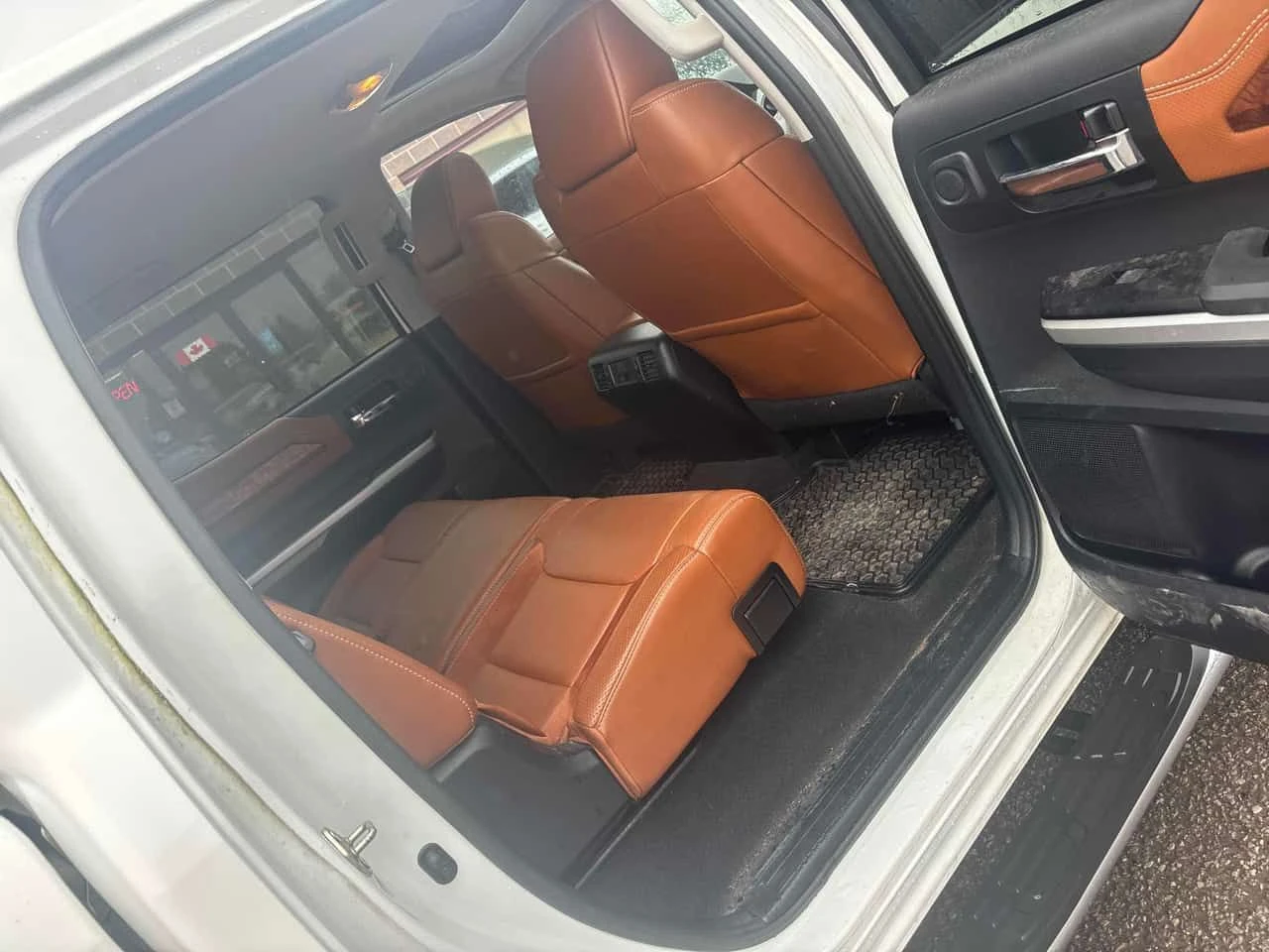 Toyota Tundra * Platinum * 2 КЛЮЧА* ПОДГРЕВ* KEYLESS* , снимка 12 - Автомобили и джипове - 53867619