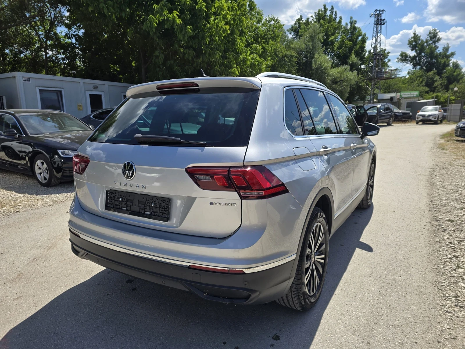 VW Tiguan 1.4TSI EHYBRID 245к.с DSG Топ състояние , снимка 4 - Автомобили и джипове - 54164850