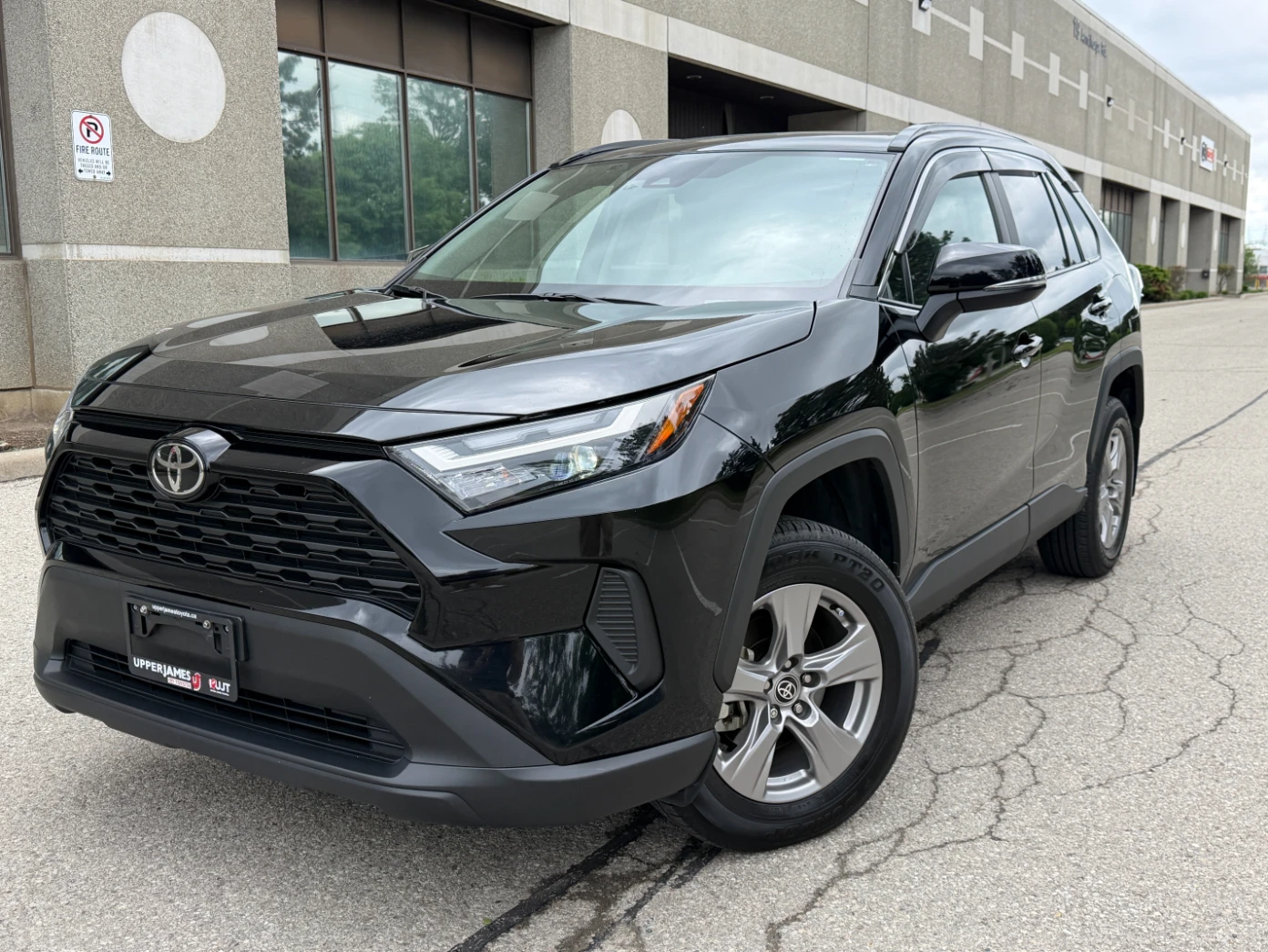 Toyota Rav4 XLE * CARFAX * АВТО КРЕДИТ * 
