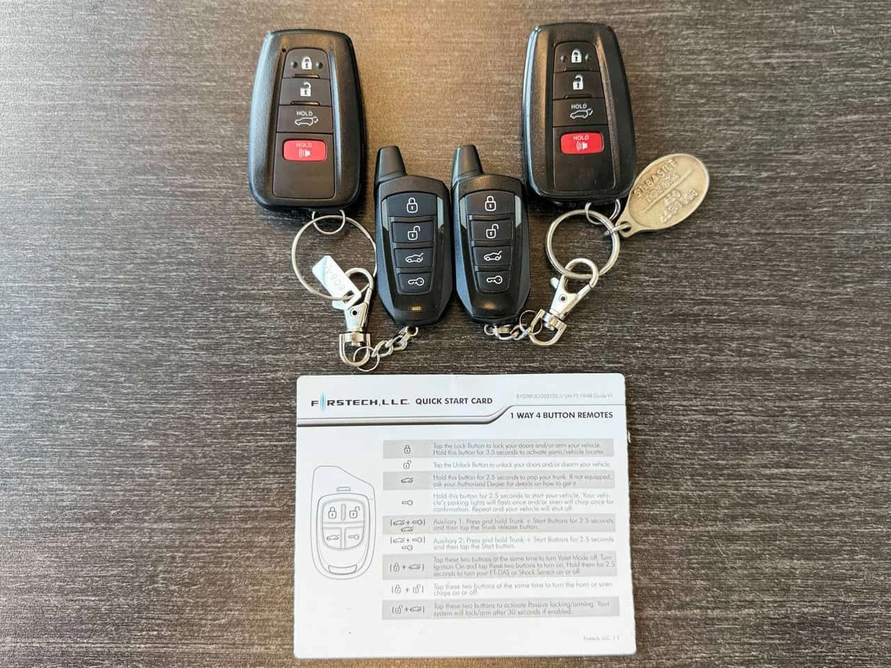 Toyota Rav4 * Hybrid Limited AWD * CARFAX * АВТОКРЕДИТ, снимка 17 - Автомобили и джипове - 55598316