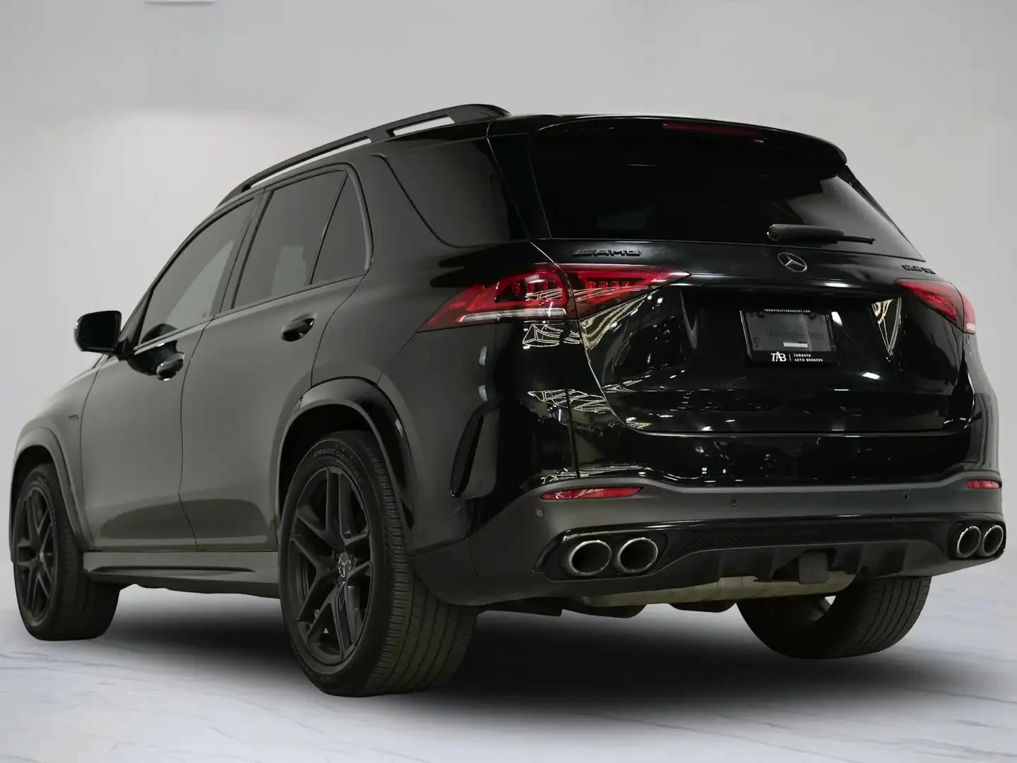 Mercedes-Benz GLE 53 4MATIC AMG ЦЕНА ДО БЪЛГАРИЯ АВТОКРЕДИТ, снимка 4 - Автомобили и джипове - 55624715