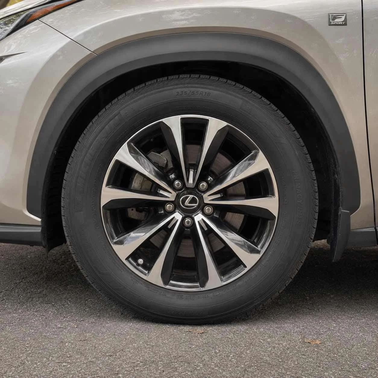 Lexus NX 300 * ЛИЦЕНЗИРАН ДИЛЪР * CARFAX, снимка 7 - Автомобили и джипове - 55641708