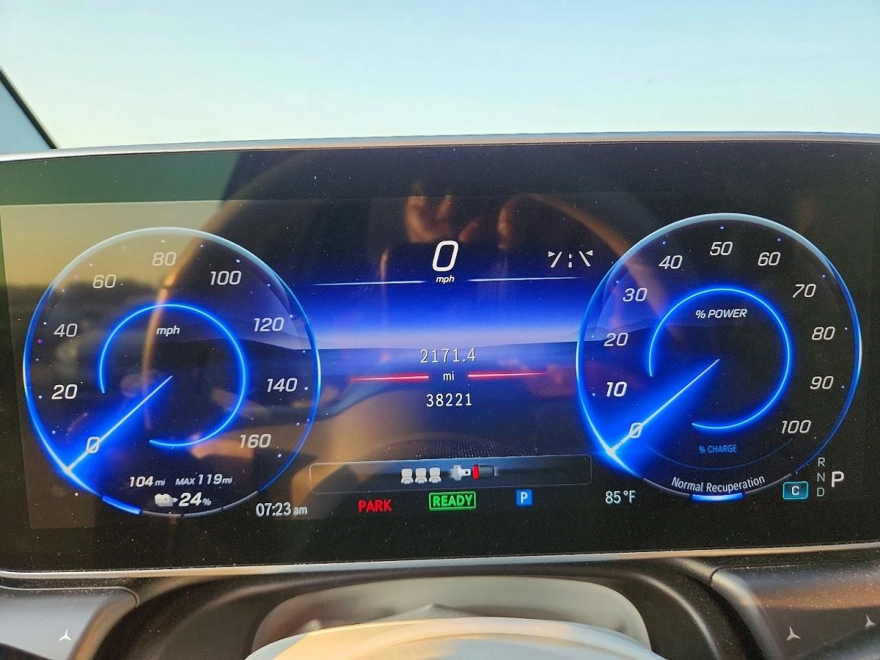 Mercedes-Benz EQE 350 4MATIC, снимка 9 - Автомобили и джипове - 55722660