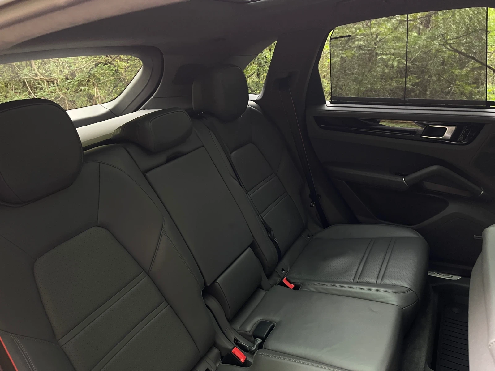 Porsche Cayenne 2.9 V6 Bi-Turbo , снимка 11 - Автомобили и джипове - 56108314