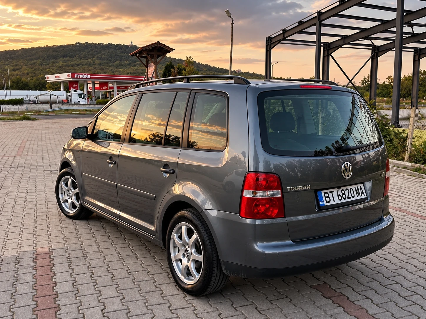 VW Tayron 1.9 TDI, снимка 4 - Автомобили и джипове - 56266887