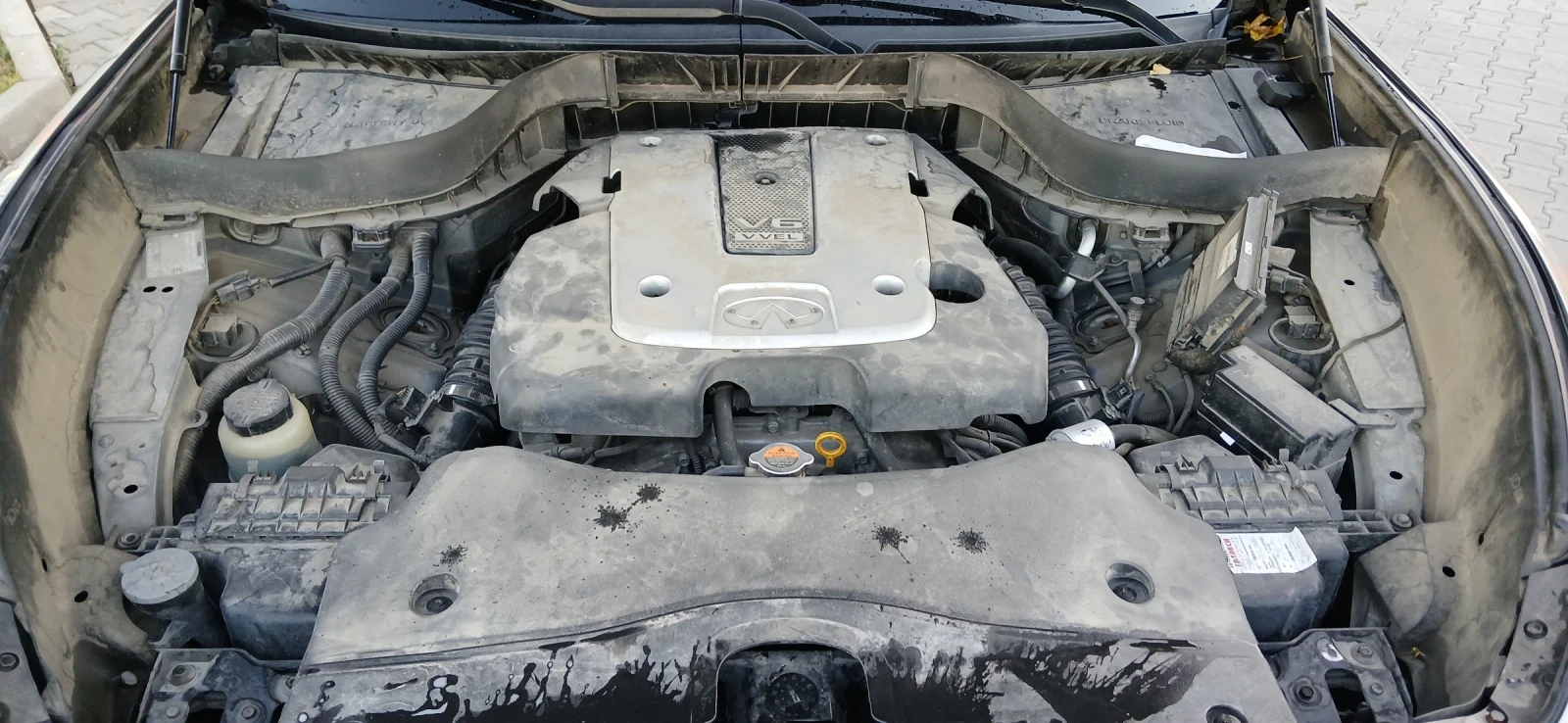 Infiniti Fx 37 S + LPG, снимка 4 - Автомобили и джипове - 56273114