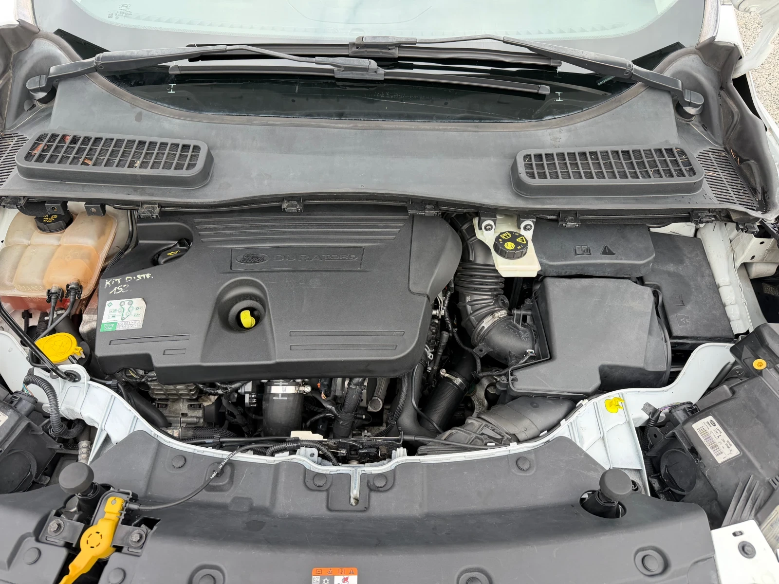 Ford Kuga 2.0 TDCI TITANIUM, снимка 16 - Автомобили и джипове - 56646803