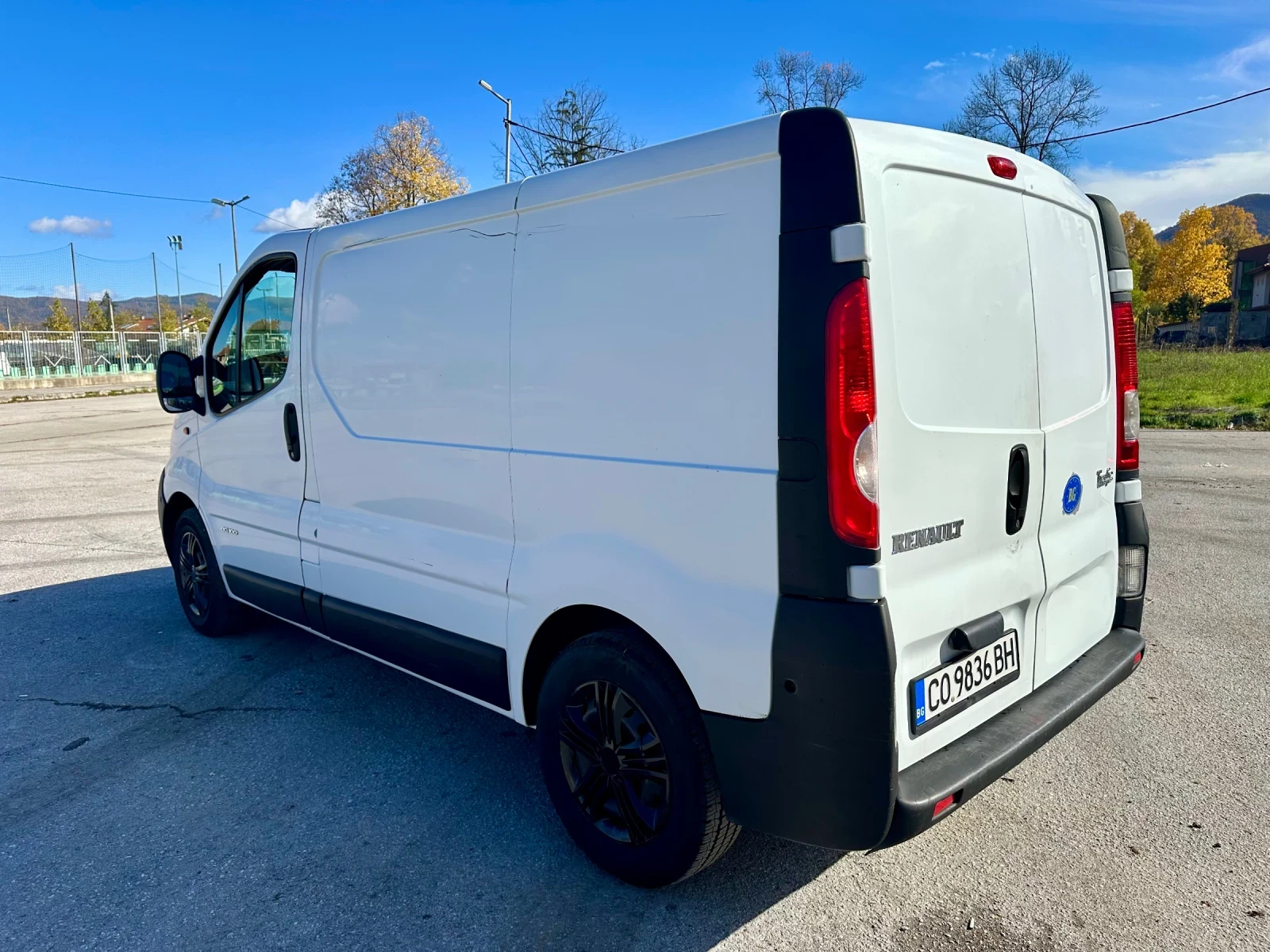 Renault Trafic 1.9 DCI - изображение 6