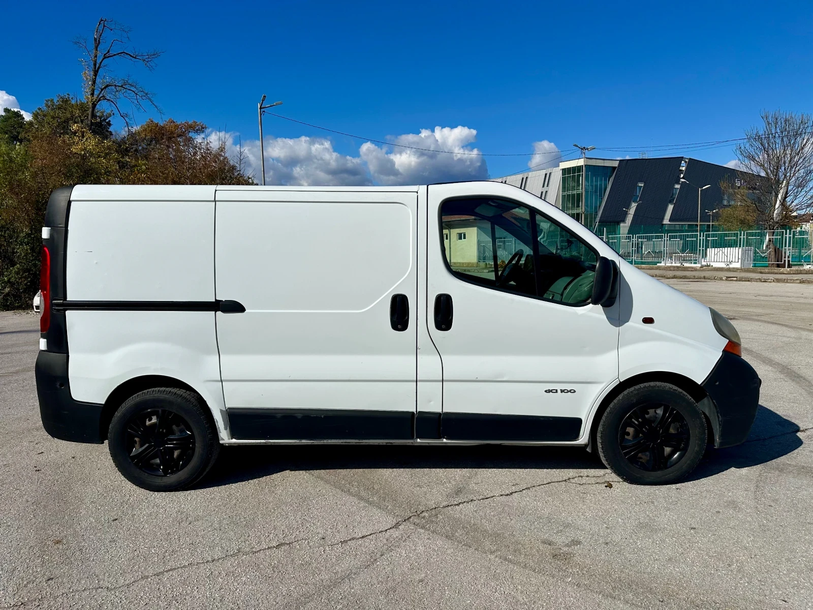 Renault Trafic 1.9 DCI - изображение 4