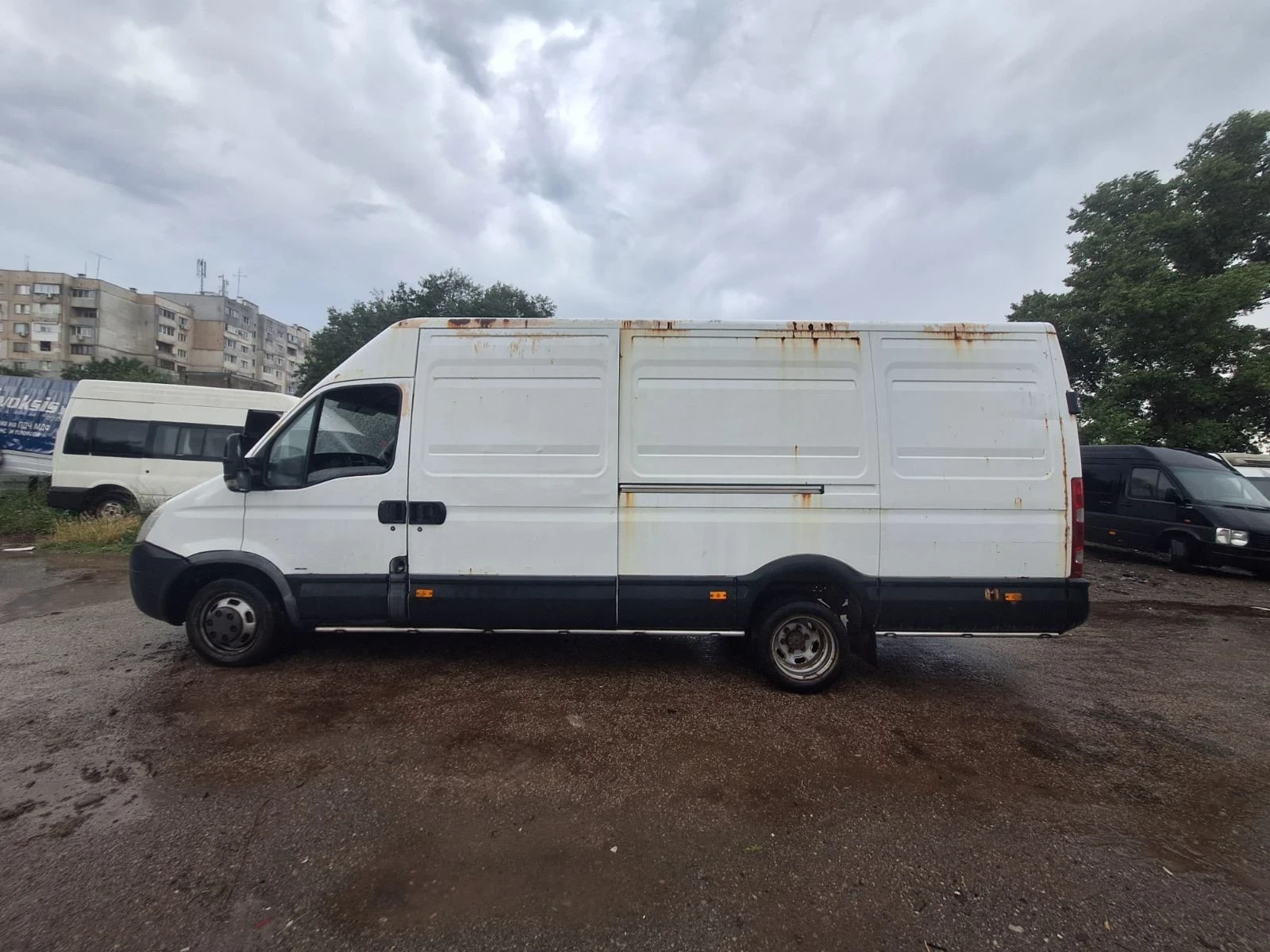 Iveco 35c15 НА ЧАСТИ!! 3.0/двойна гума, снимка 3 - Бусове и автобуси - 55126199