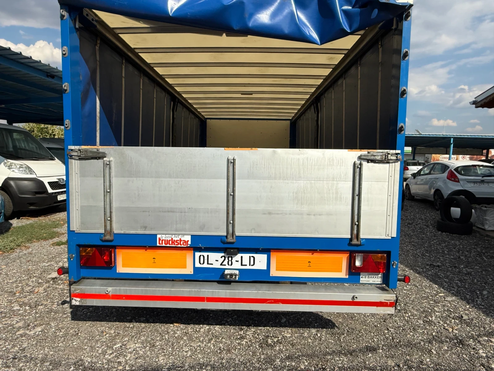 Iveco Daily 3.0, снимка 8 - Бусове и автобуси - 56153786
