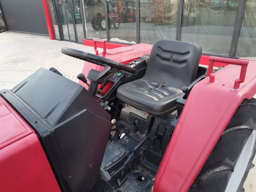 Трактор Kubota 22К.С. 4Х4 - изображение 4