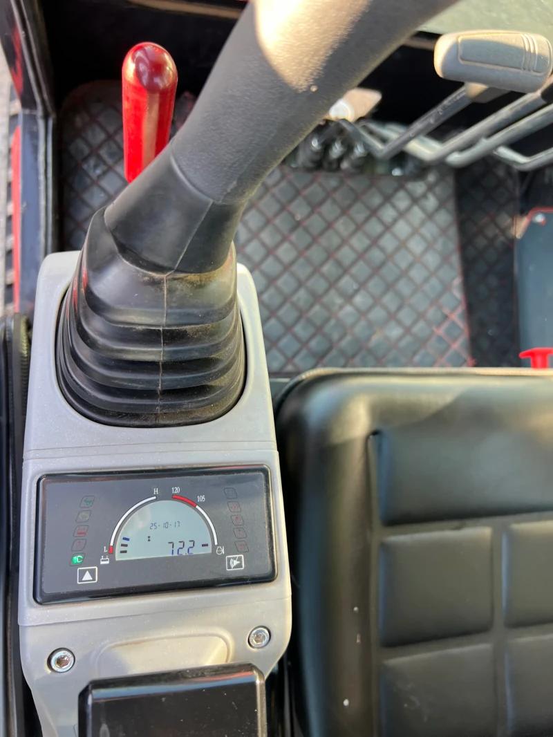 Багер Kobelco KB20, снимка 5 - Индустриална техника - 51711840