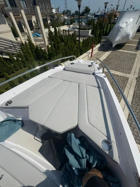 Моторна яхта Axopar 29 sun top, снимка 10