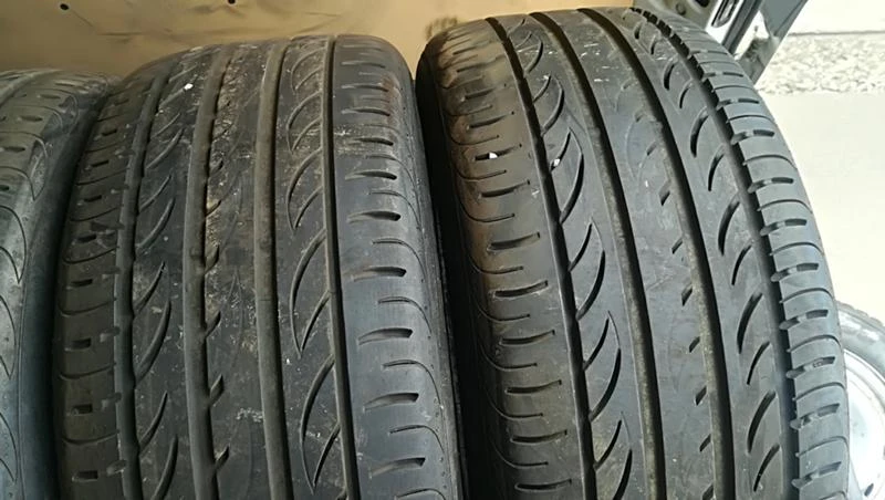 Гуми Летни 255/40R19, снимка 4 - Гуми и джанти - 25566144