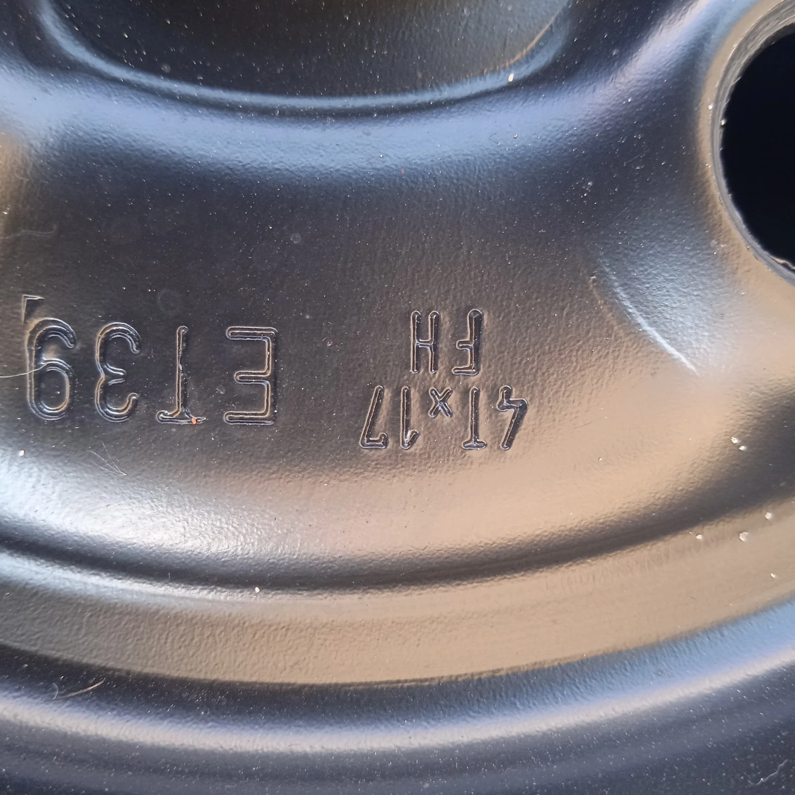    125/70R17  Toyota Avensis | Mobile.bg   6