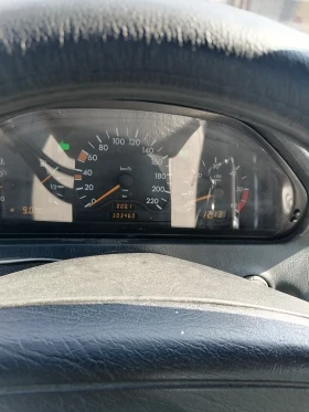 Mercedes-Benz C 250, снимка 7