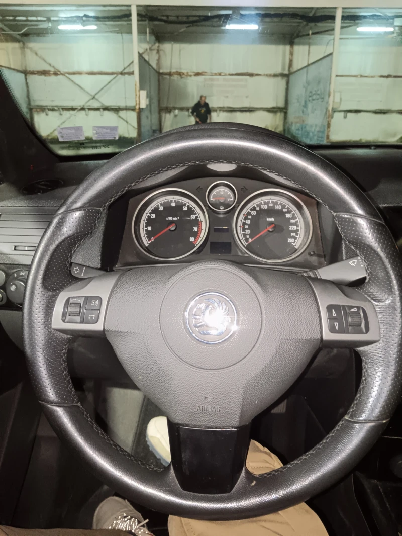 Opel Astra, снимка 5 - Автомобили и джипове - 47413065