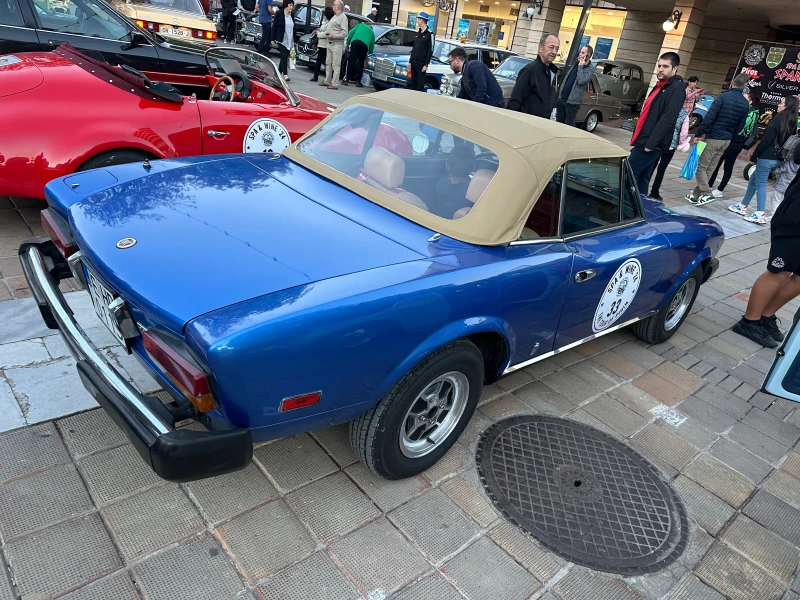 Fiat 124 Spider cabrio, снимка 5 - Автомобили и джипове - 48343352