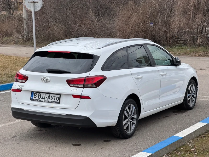 Hyundai I30 Сервизна книжка, снимка 4 - Автомобили и джипове - 49308944