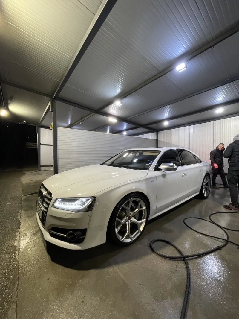 Audi S8 Audi S8 Ceramic brake ГОТОВ ЛИЗИНГ., снимка 11 - Автомобили и джипове - 52597881