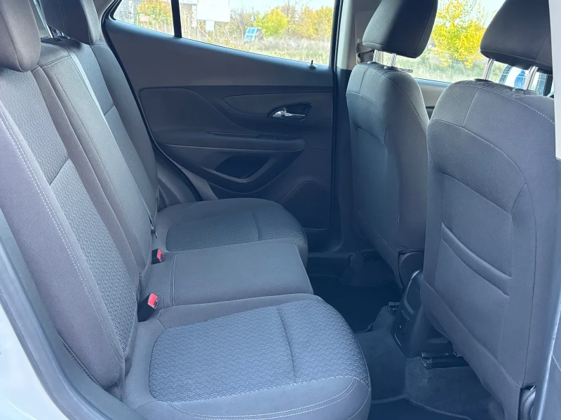 Opel Mokka X 1.6 115hp, Gaz, снимка 12 - Автомобили и джипове - 52353879