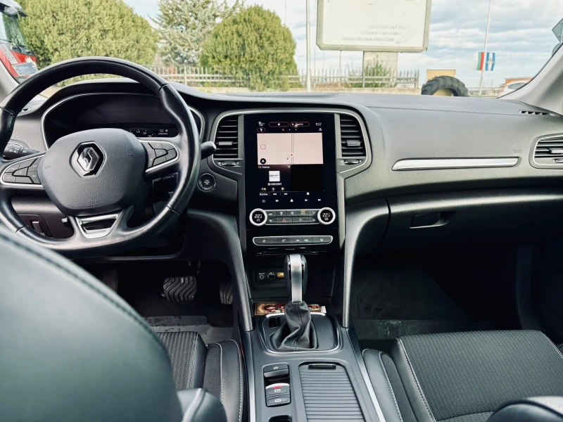 Renault Megane TCE 140 GPF EDC 7, снимка 6 - Автомобили и джипове - 52520166